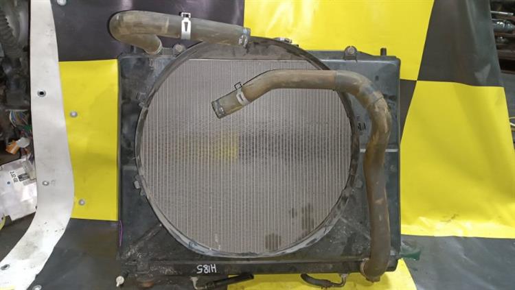 Радиатор основной Мицубиси Паджеро в Грозном 105204