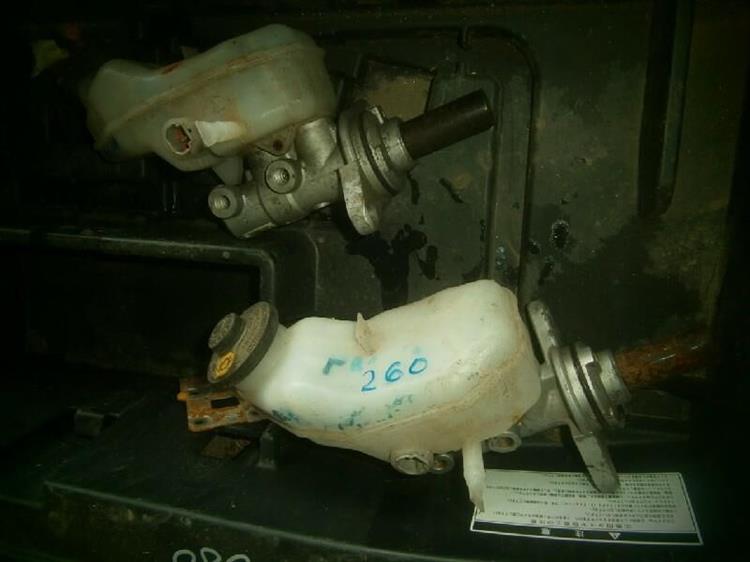 Главный тормозной цилиндр Тойота Премио в Грозном 73101